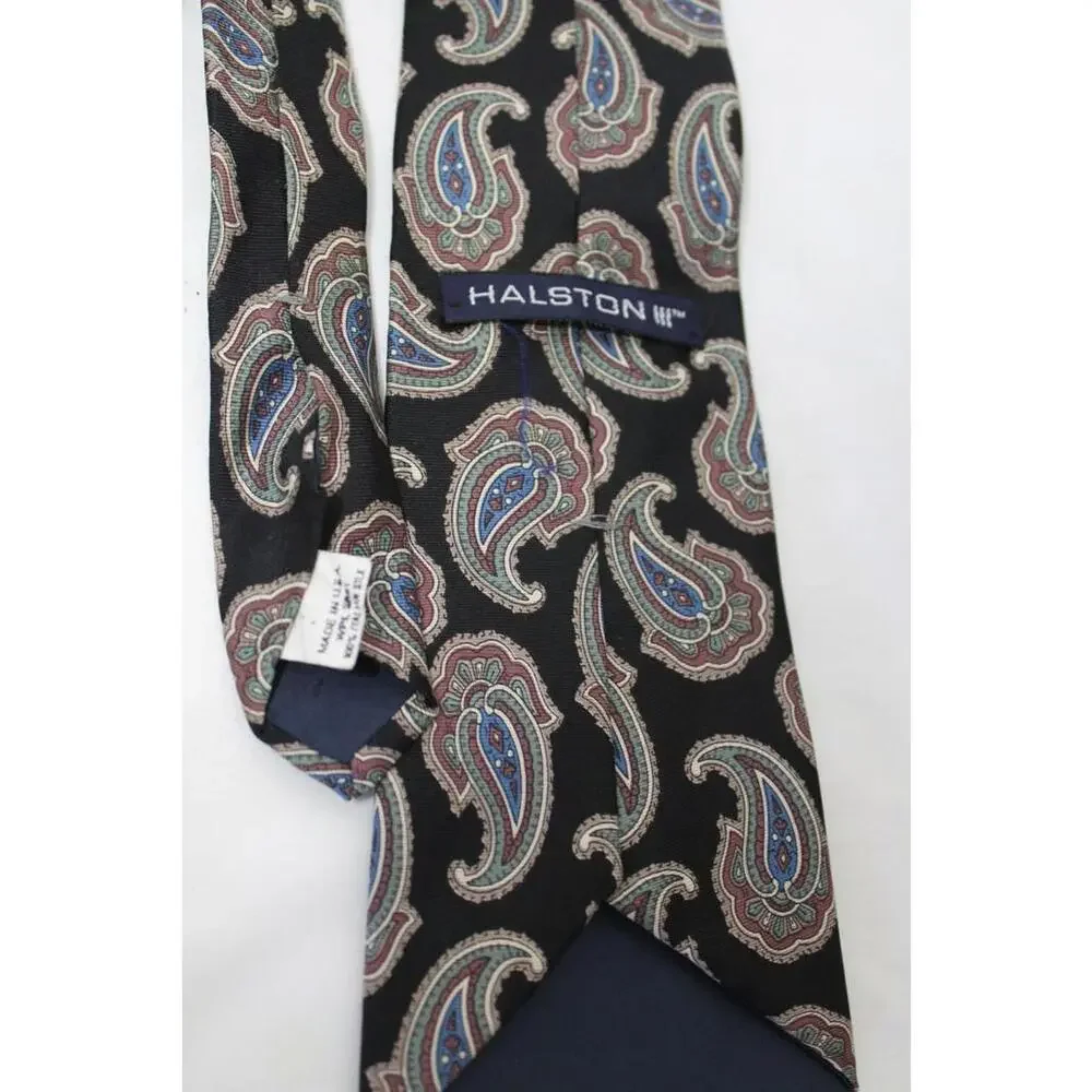 HALSTON III 3.5 Inch Wide Silk Necktie, Black Paisley